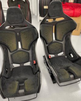 765LT Carbon fiber race seats